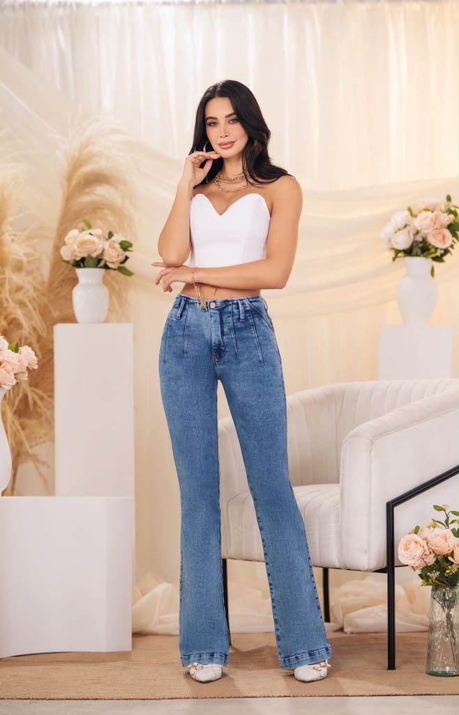 Colombian Ref. 1939 High Waist Straight Leg Push Up Jeans