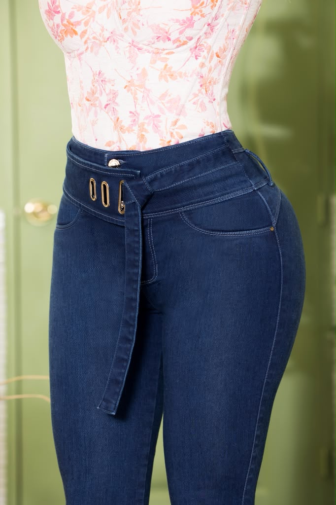 Colombian Ref. 6330 High Waist Slim Jeans – Bioactive Stretch Denim