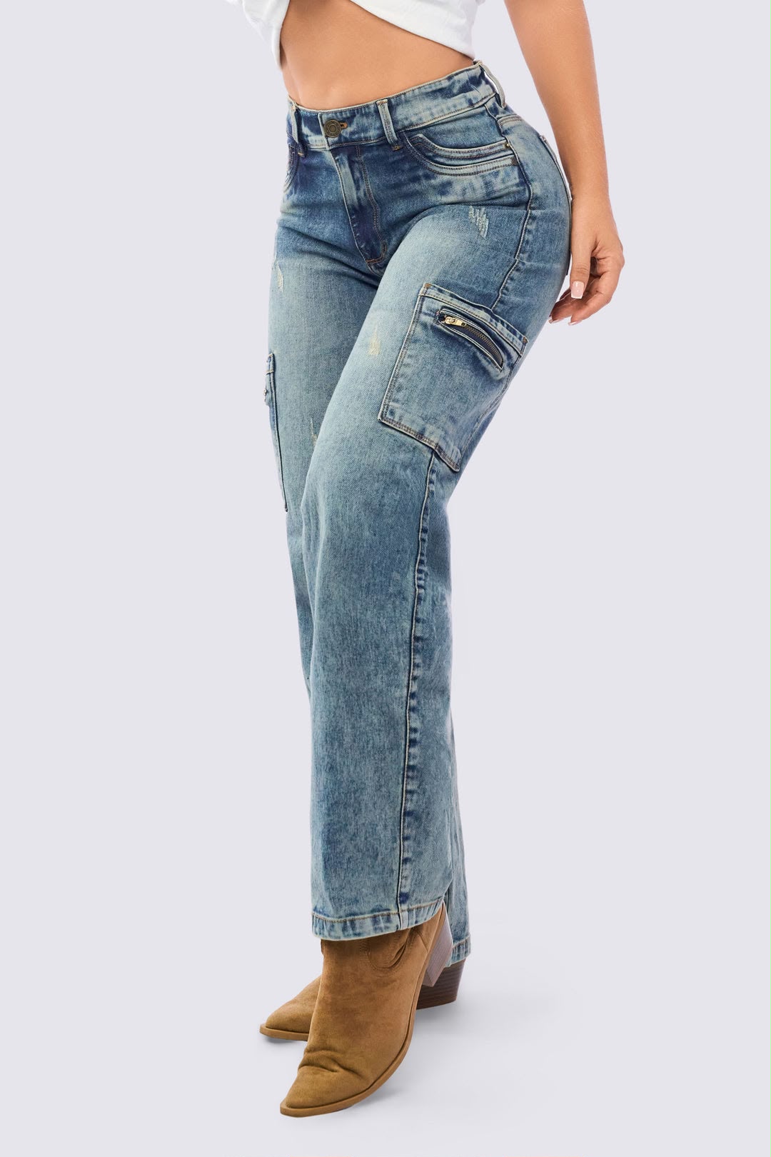 Colombian Ref. 7107 High Waist Cargo Jeans – Semi-Rigid Denim